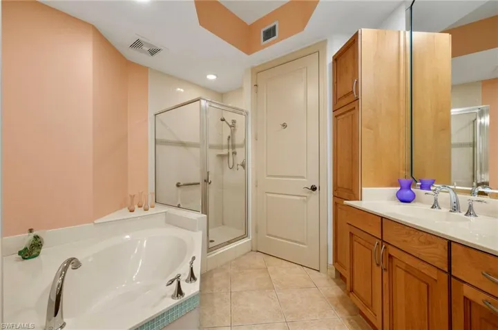 14350 Riva Del Lago Dr 402, Fort Myers, Florida 33907