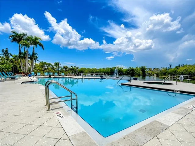 14350 Riva Del Lago Dr 402, Fort Myers, Florida 33907
