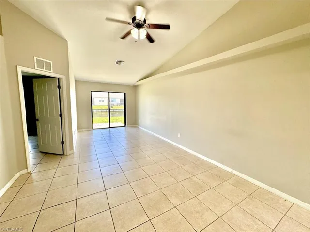 704 Se 6th Ter, Cape Coral, Florida 33990