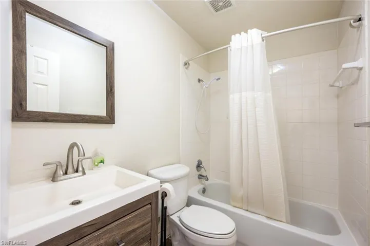 guest bath tub shower