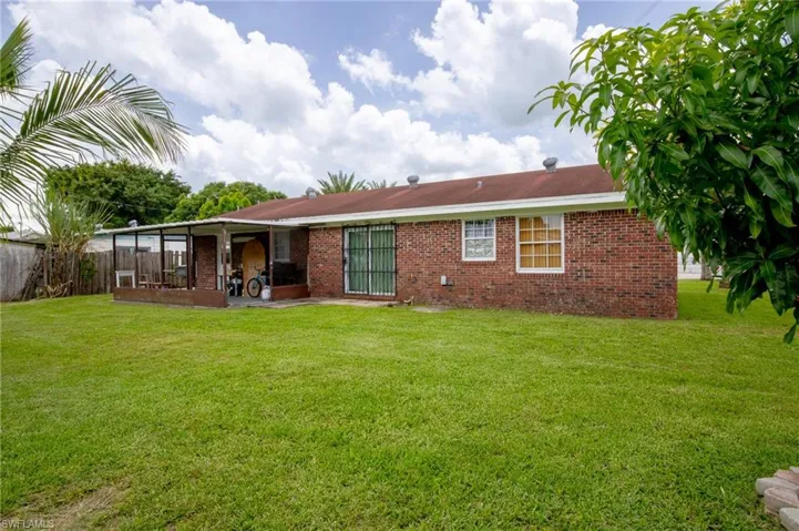 321 E El Paso  AVE, Clewiston, FL 33440