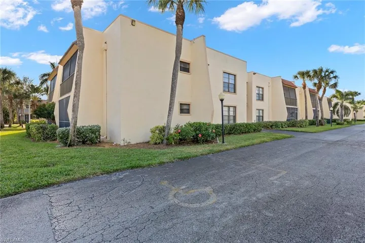 12501  McGregor  BLVD, Fort Myers, FL 33919