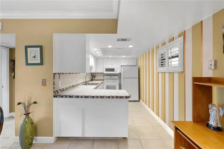 12501  McGregor  BLVD, Fort Myers, FL 33919