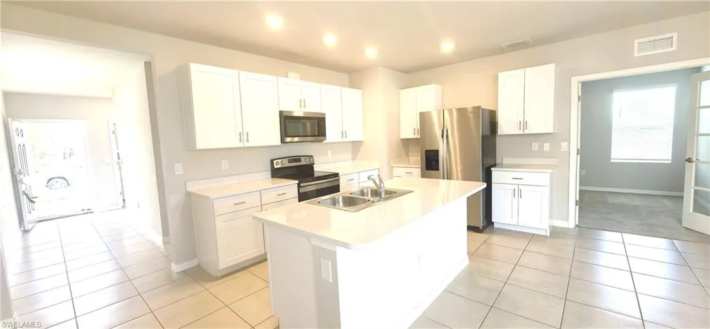18540 Cronin Sand Ln, North Fort Myers, Florida 33917