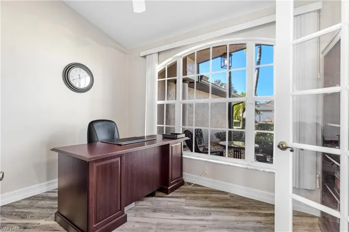 This office makes it easy to work from home