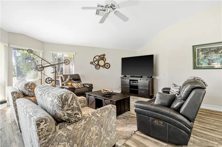 All the decorating is done for you...just sit and enjoy