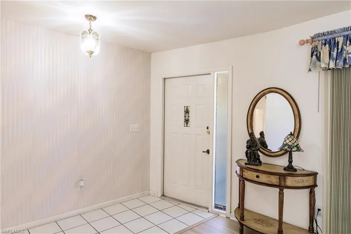 1819 Nw 27th Pl, Cape Coral Fl 33993