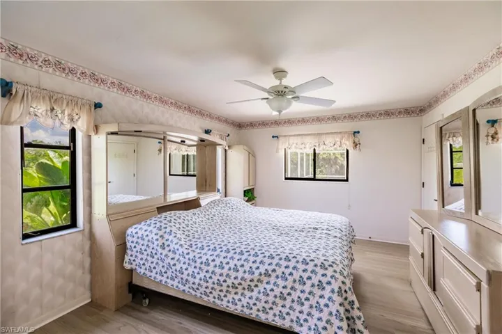 1819 Nw 27th Pl, Cape Coral Fl 33993