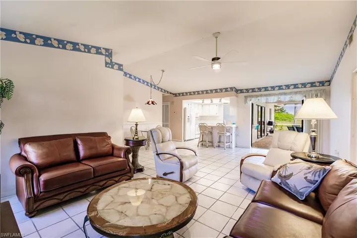 1819 Nw 27th Pl, Cape Coral Fl 33993