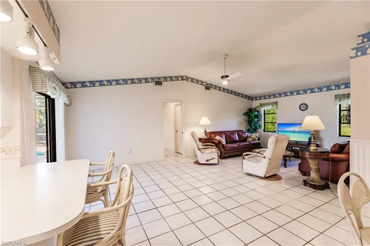 1819 Nw 27th Pl, Cape Coral Fl 33993