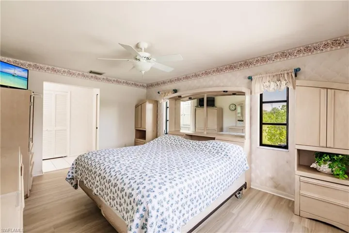 1819 Nw 27th Pl, Cape Coral Fl 33993