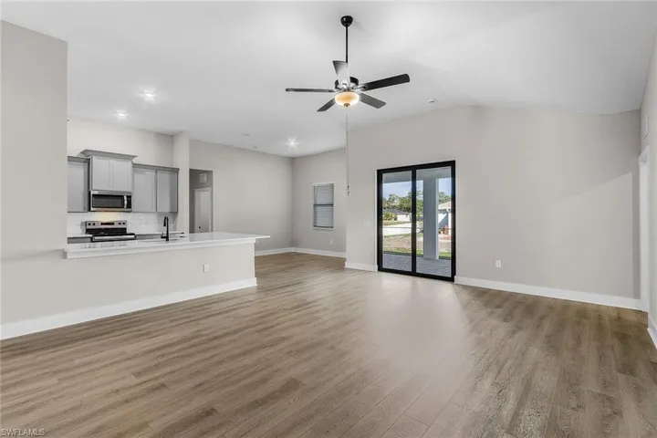 2720 Sw 11th Ave, Cape Coral Fl 33914