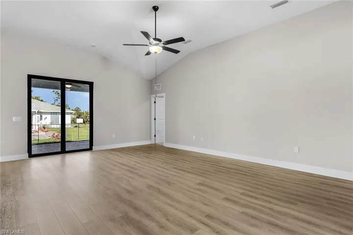 2720 Sw 11th Ave, Cape Coral Fl 33914