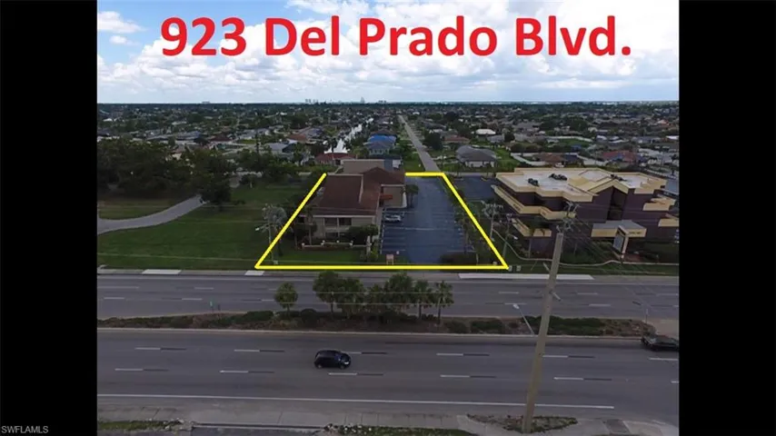 923 Del Prado Blvd S 104, Cape Coral, Florida 33990