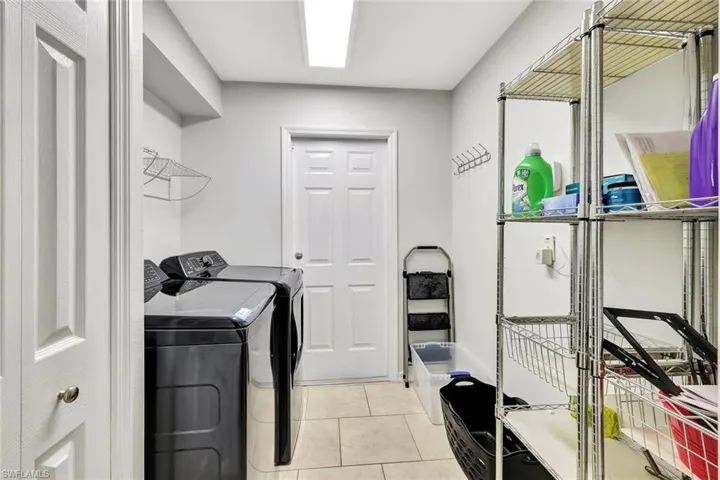 605 Sw 13th St, Cape Coral, Florida 33991