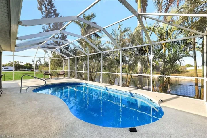 605 Sw 13th St, Cape Coral, Florida 33991