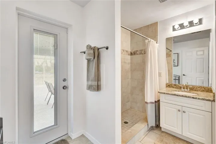 605 Sw 13th St, Cape Coral, Florida 33991