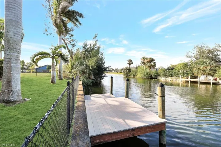 605 Sw 13th St, Cape Coral, Florida 33991