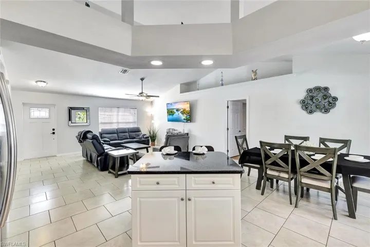 605 Sw 13th St, Cape Coral, Florida 33991