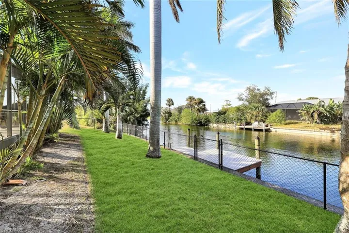 605 Sw 13th St, Cape Coral, Florida 33991