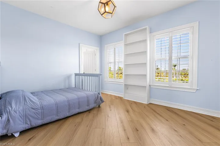 2nd bedroom.