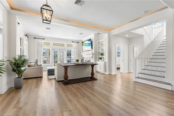 7252  Lake  DR, Fort Myers, FL 33908