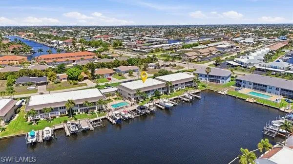 4211 SE 19th  PL, Cape Coral, FL 33904