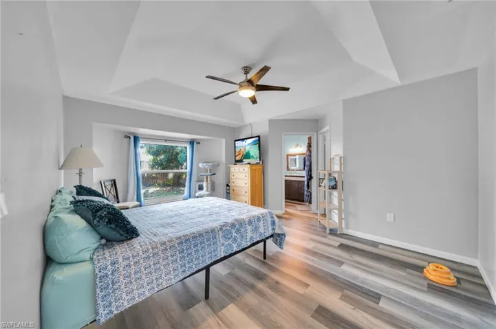 Fantastic spacious Master Bedroom