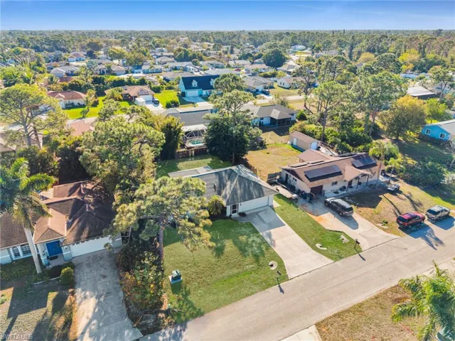 Neighborhood View
