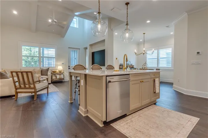 7213  Saona  CT, Naples, FL 34113