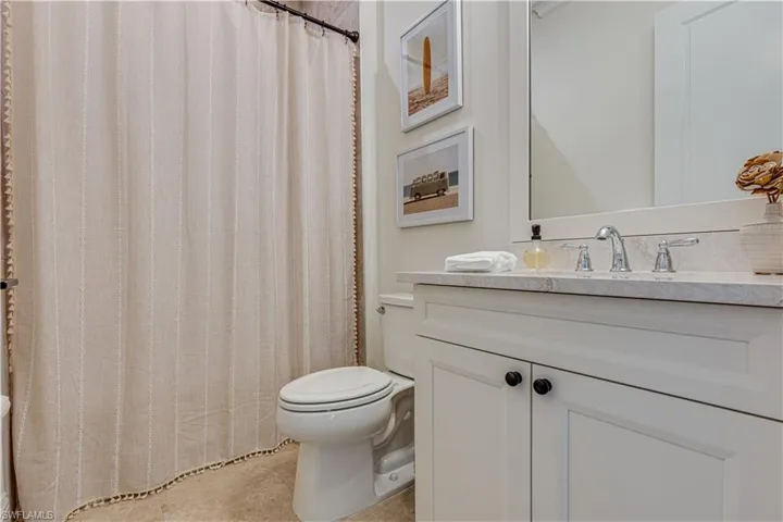 7213  Saona  CT, Naples, FL 34113