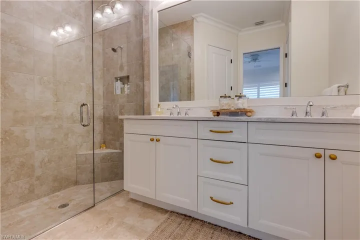 7213  Saona  CT, Naples, FL 34113
