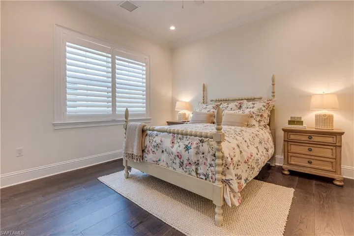 7213  Saona  CT, Naples, FL 34113