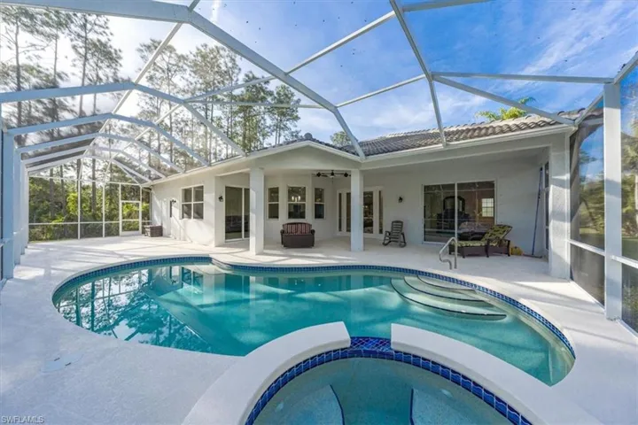 Private Screened in Lanai with beautiful Below-Ground Pool & Spa