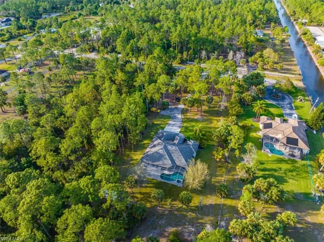 1260  20th NE AVE, Naples, FL 34120