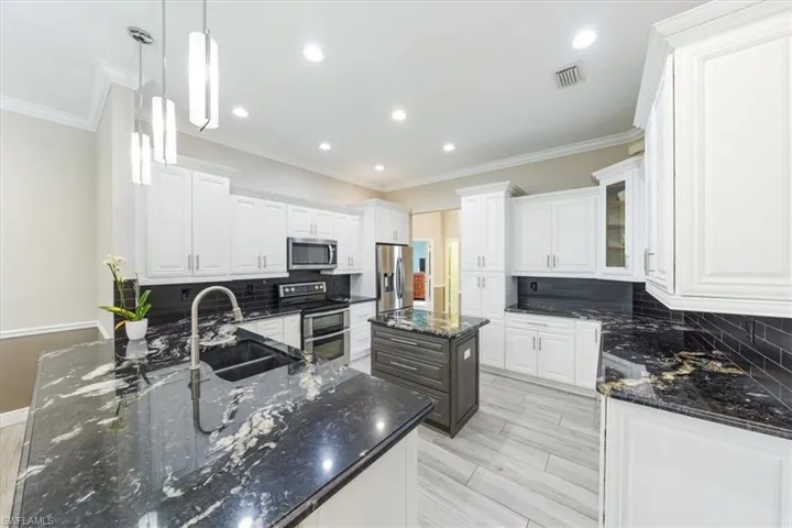 Spacious Kitchen