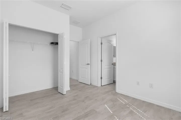 Guest room 3 with ensuite bath for privacy and comfort