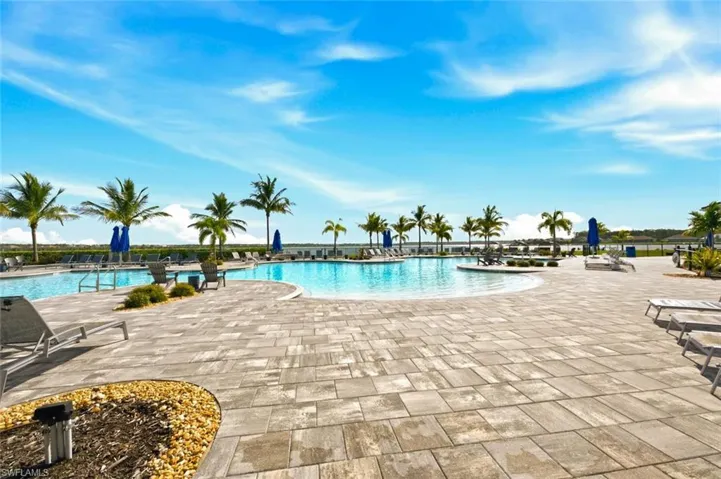 15116 Blue Bay Cir, Estero, Florida 33913
