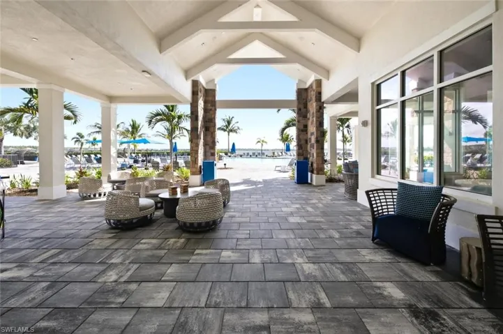 15116 Blue Bay Cir, Estero, Florida 33913