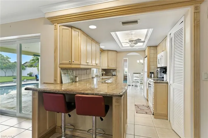 3913 Se 1st Pl, Cape Coral, Florida 33904