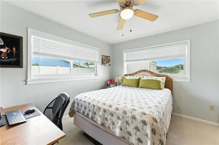 3913 Se 1st Pl, Cape Coral, Florida 33904