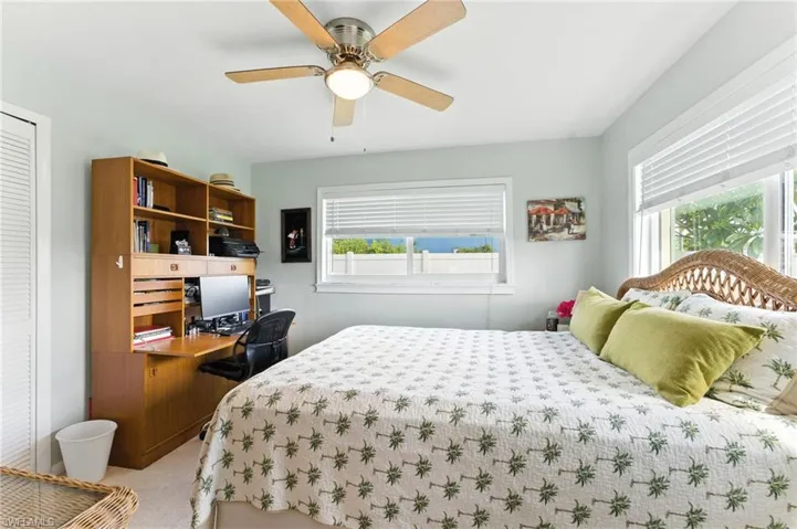 3913 Se 1st Pl, Cape Coral, Florida 33904