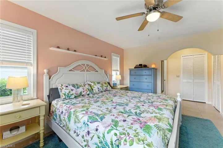3913 Se 1st Pl, Cape Coral, Florida 33904