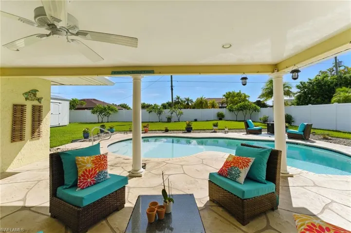 3913 Se 1st Pl, Cape Coral, Florida 33904