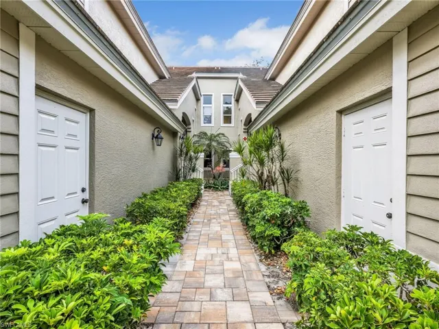 3281 Crossings Ct 202, Bonita Springs, Florida 34134