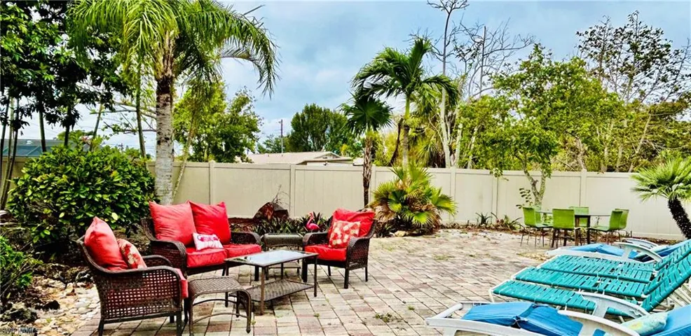 4380  Saint Clair W AVE, North Fort Myers, FL 33903