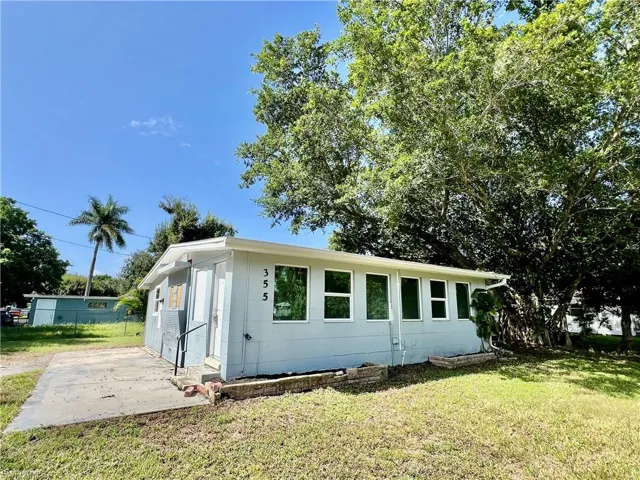355  Sacramento  ST, North Fort Myers, FL 33903