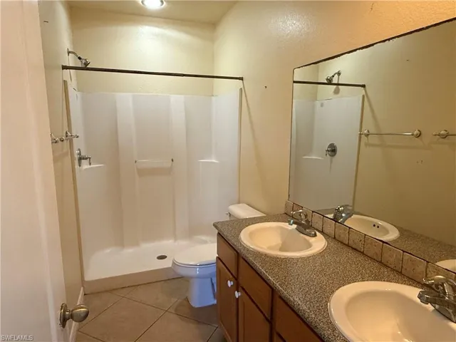 633  Alabama S RD, Lehigh Acres, FL 33974