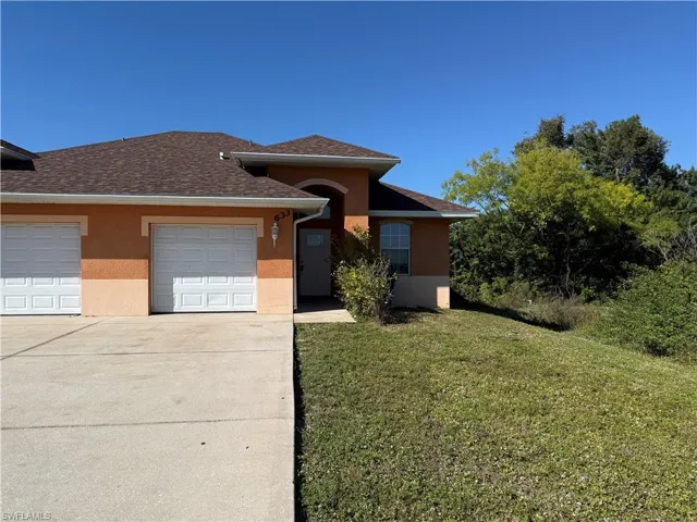 633  Alabama S RD, Lehigh Acres, FL 33974