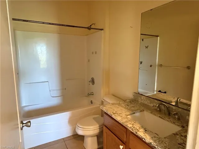 633  Alabama S RD, Lehigh Acres, FL 33974